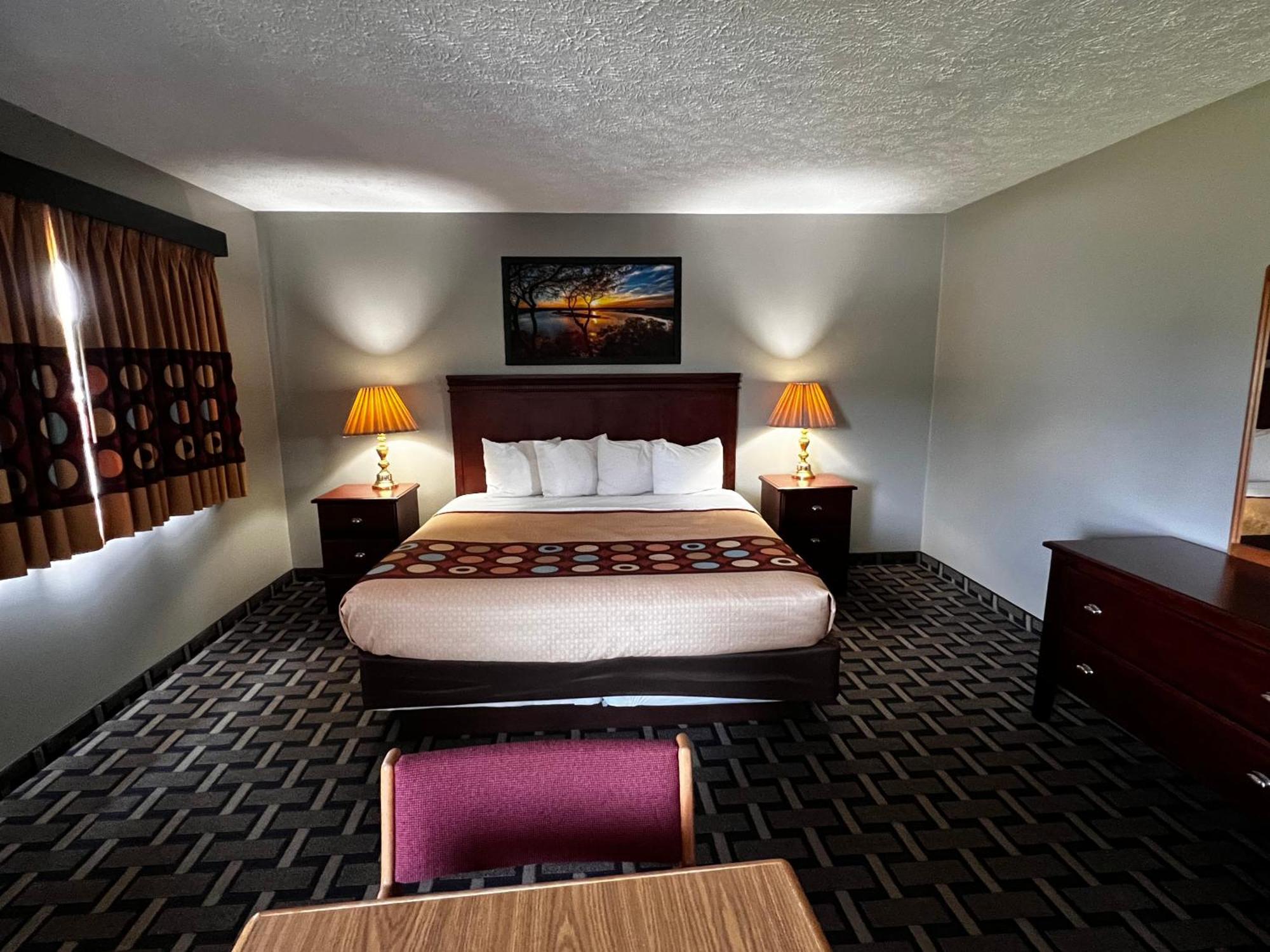 Sky Lodge Inn & Suites - Delavan Exteriör bild